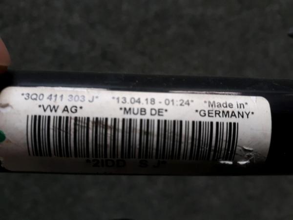 3Q0411303J Stabilisator vorne VW Tiguan 5NA Passat 3G (B8)- Gebraucht